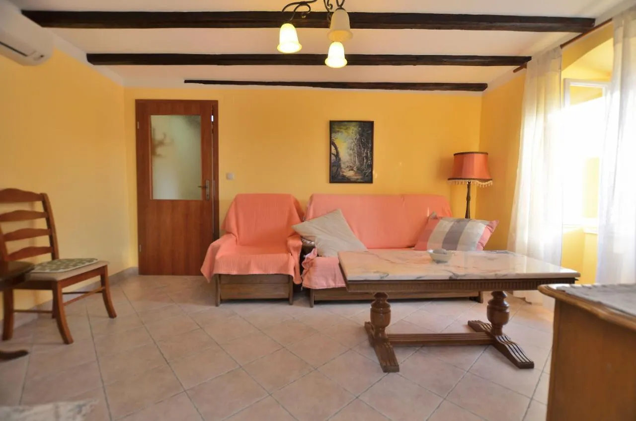 Apartment Stari Grad Lovran